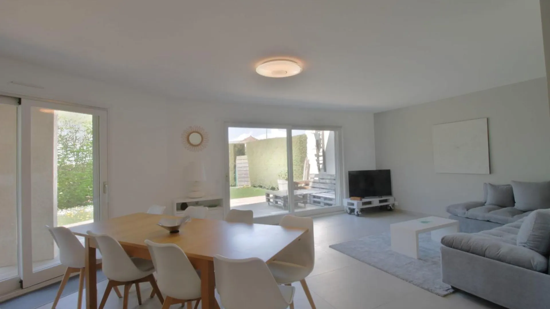 Pretty Terraced House With Garden Level And Garage Villa Aix-les-Bains